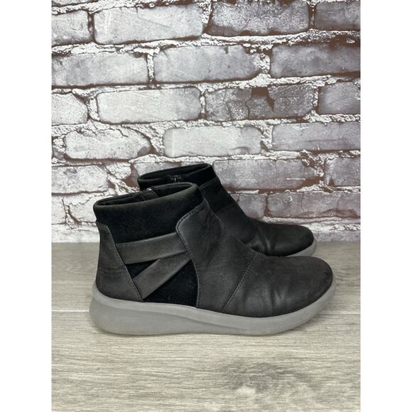 Cloudsteppers by Clarks Adella Cove Black Textile Ankle Boots Women’s 6M US/36EU - Picture 1 of 16
